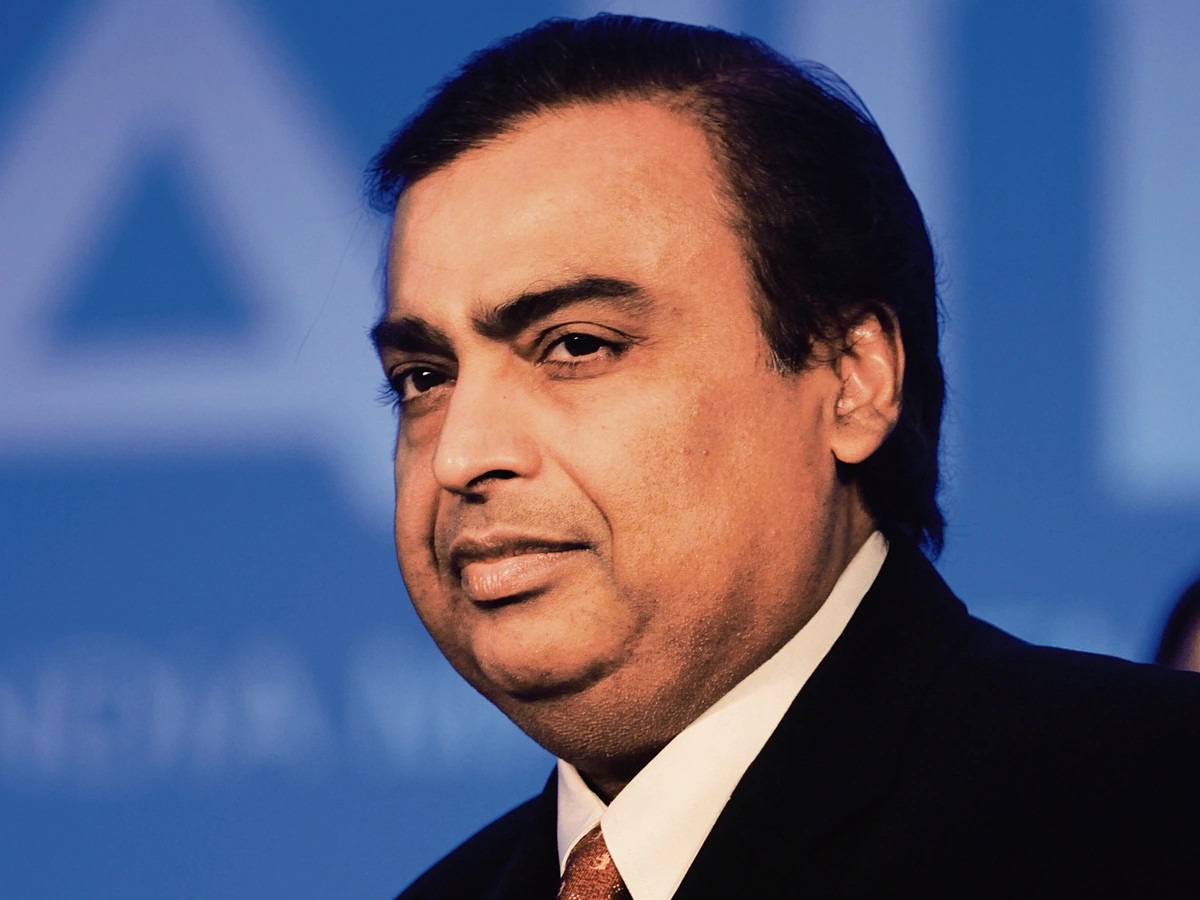 ప్ర‌ముఖ టెలికామ్ కంపెనీపై క‌న్నేసిన రిల‌యన్స్‌…