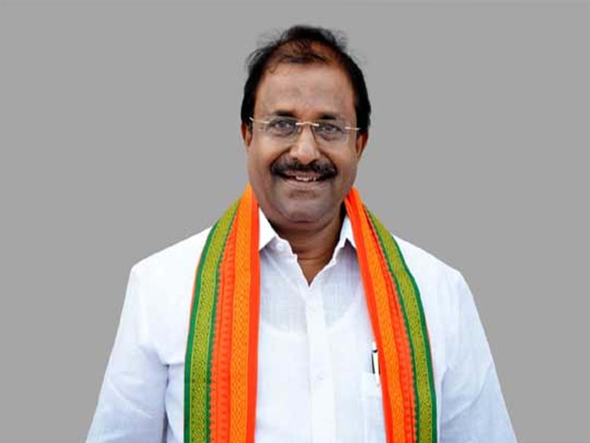 రాష్ర్ట ఆర్థిక పరిస్థితి ప్రమాద ఘంటికలు మోగిస్తుంది: సోము వీర్రాజు