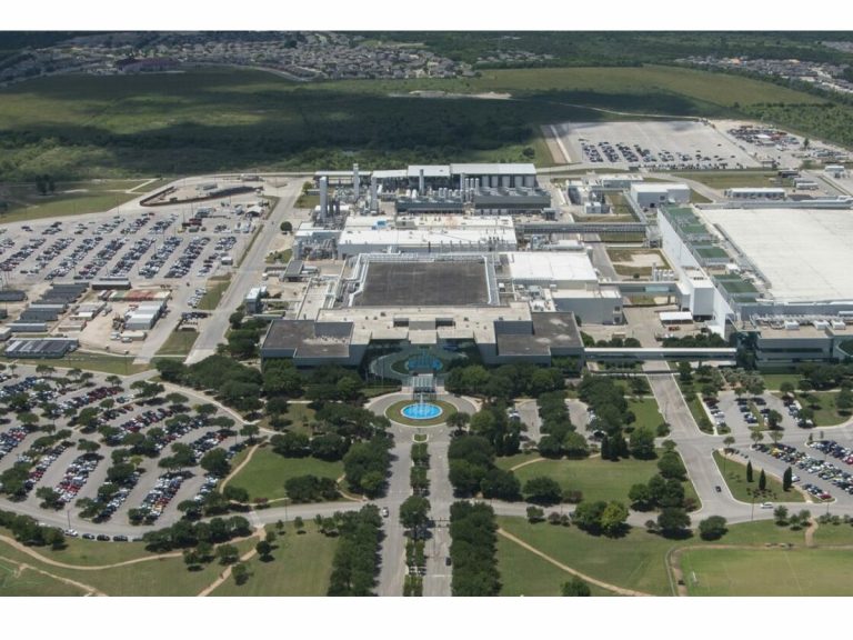 వేధిస్తున్న చిప్స్ కొర‌త‌… దూకుడు పెంచిన శాంసంగ్‌..