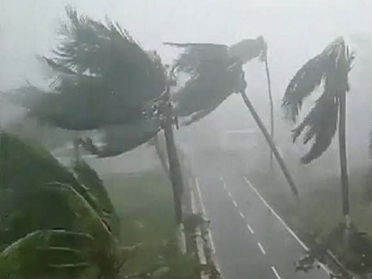 తమిళనాడులో రెడ్‌ అలర్ట్‌