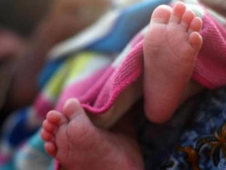 వీడు తండ్రి కాదు క్రూరుడు.. పసిబిడ్డ అని కూడా చూడకుండా