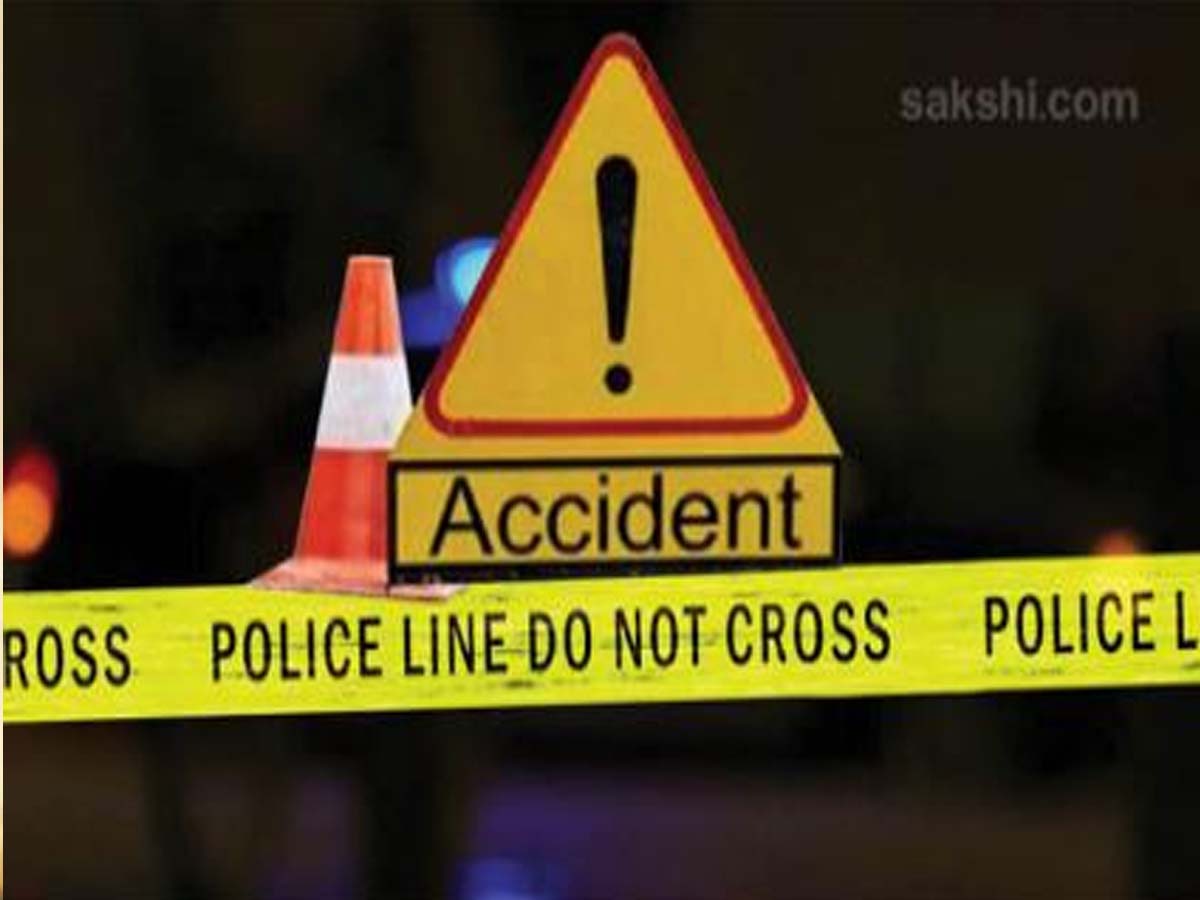 ప్రియుడి బైక్‌ నుంచి కింద పడి యువతి మృతి.. మరో యువకుడితో ఈ నెలే పెళ్లి..!