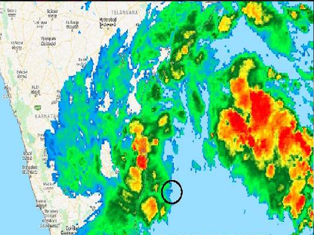 ఏపీ తీర ప్రాంతాల్లో రెడ్‌ అలర్ట్‌..