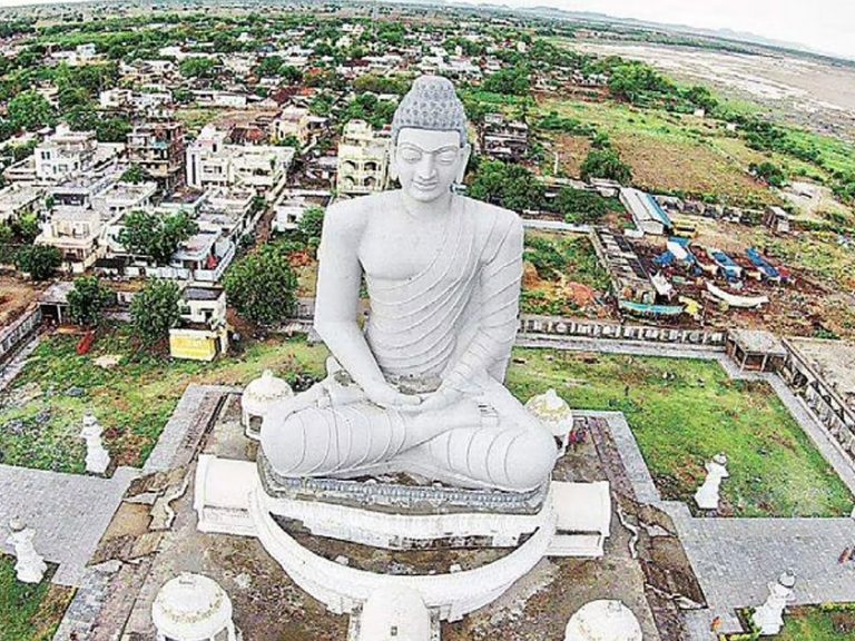 అమరావతి భవిష్యత్‌పై నీలి నీడలు…!