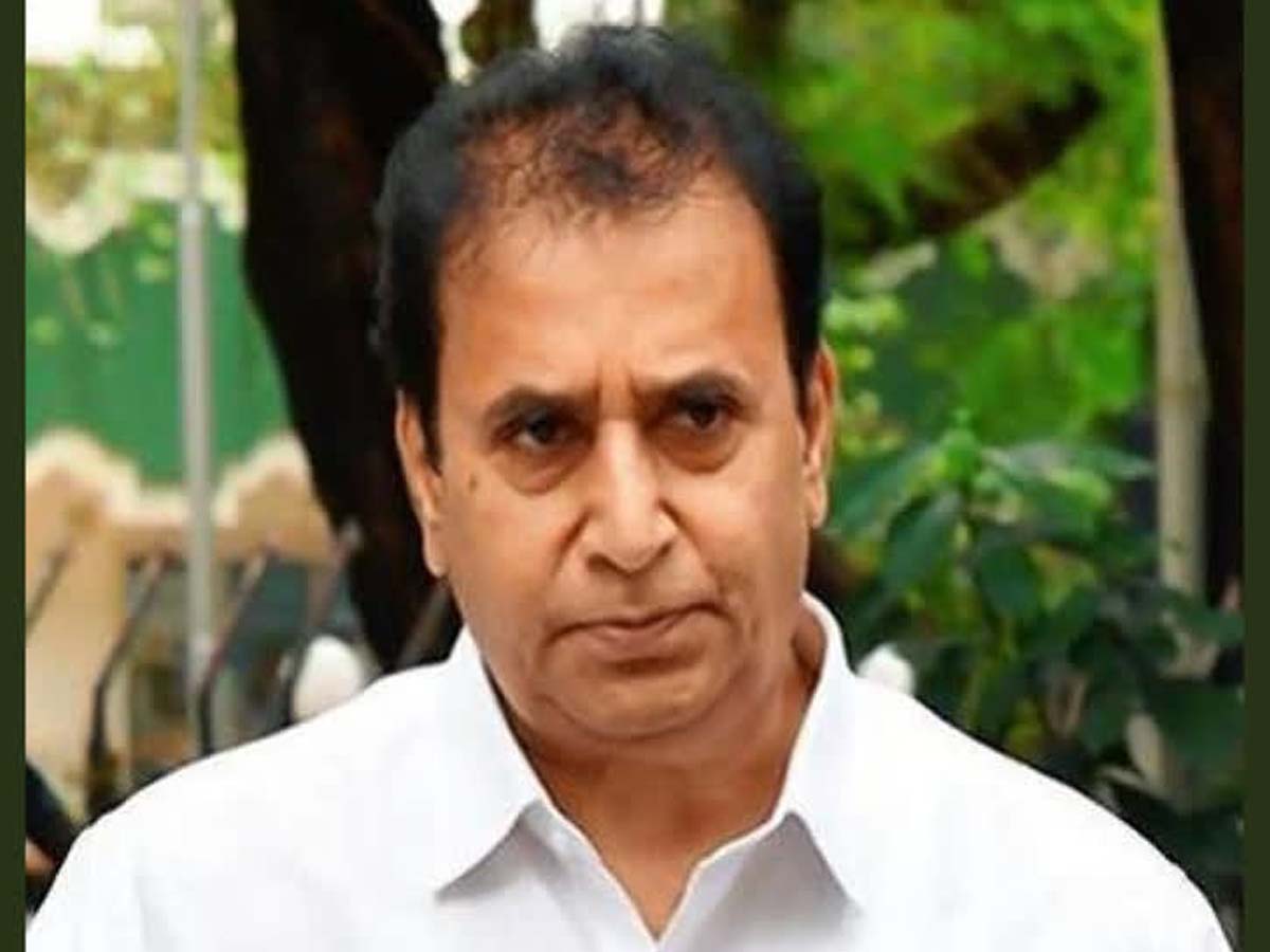 మాజీ హోంమంత్రికి షాకిచ్చిన కోర్టు
