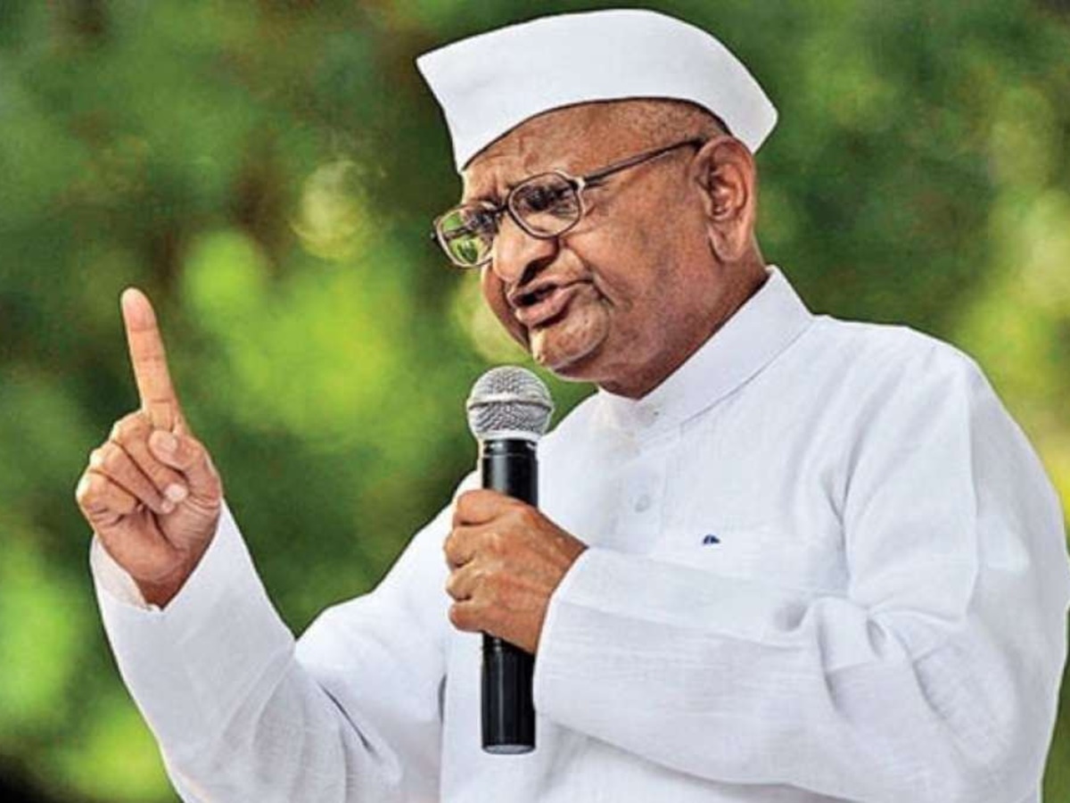 ఆస్పత్రిలో చేరిన అన్నా హజారే