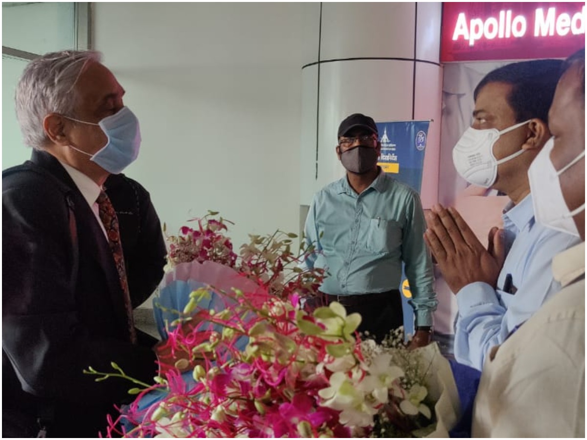 భువనేశ్వర్ చేరుకున్న ఏపీ సీఎస్ సమీర్ శర్మ