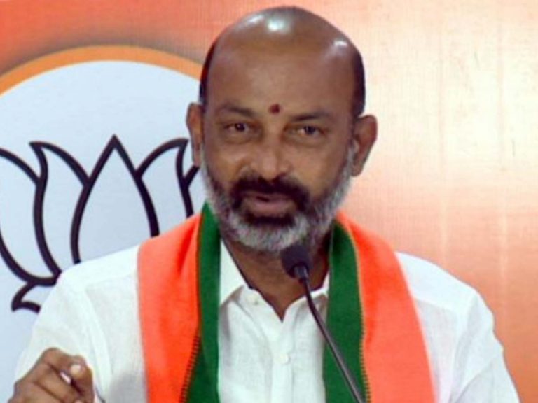 లోక్‌సభ స్పీకర్‌ ఓంబిర్లాతో పాటు అమిత్‌షాకు బండి సంజయ్ లేఖ