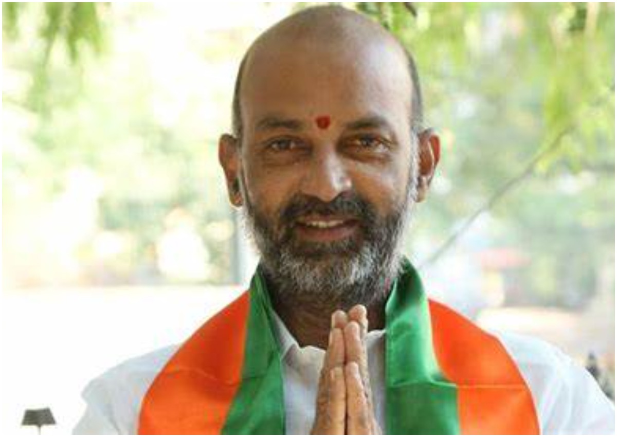 అమరావతి రైతుల పాదయాత్రకు బండి సంజయ్ మద్దతు