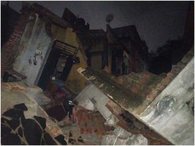 తిరుపతిలో కుప్పకూలిన భవనం.. తప్పిన పెను ప్రమాదం