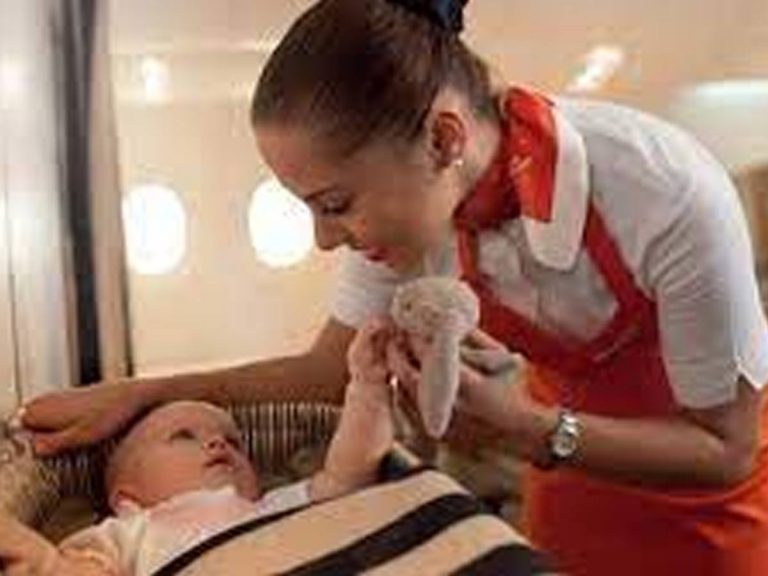 ఆ చిన్న పని చేస్తే చాలు రూ. 9 లక్షల జీతం మీదే.. కానీ షరతు ఏంటంటే?