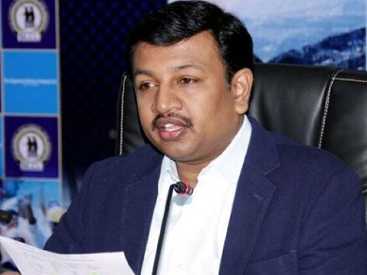 సింగరేణి ప్రమాదంపై స్పందించిన సీఎండీ శ్రీధర్‌