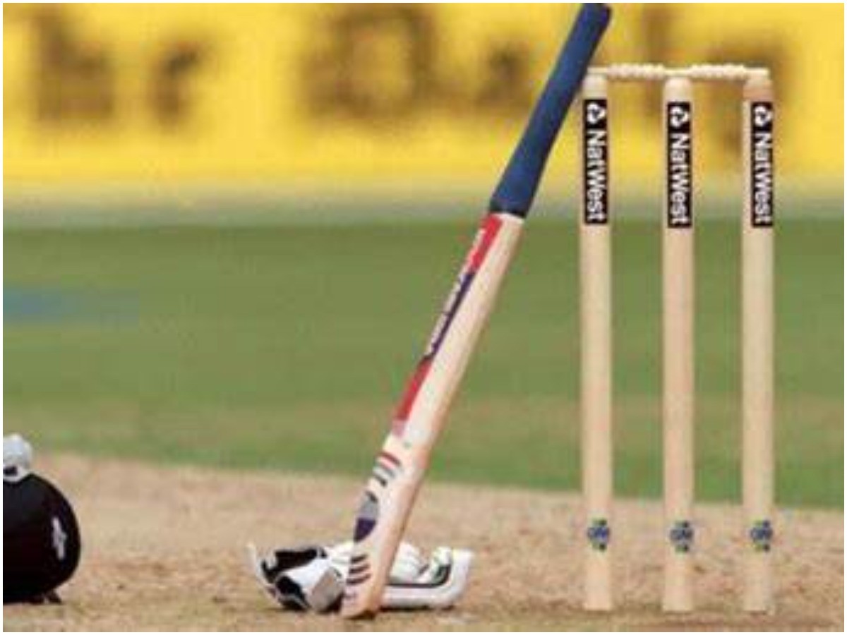 తిరుపతిలో క్రికెట్ బెట్టింగ్ రాయుళ్ల అరెస్ట్