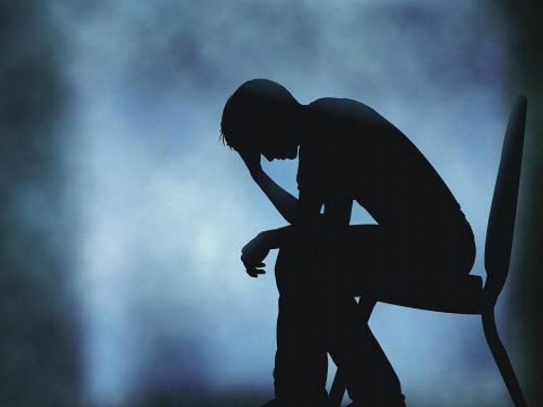 నమ్మలేని నిజం… దేశంలో ప్రతి గంటకు ఒక ఆత్మహత్య
