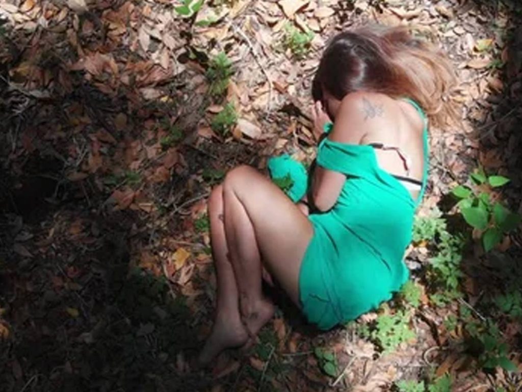 father kills daughter