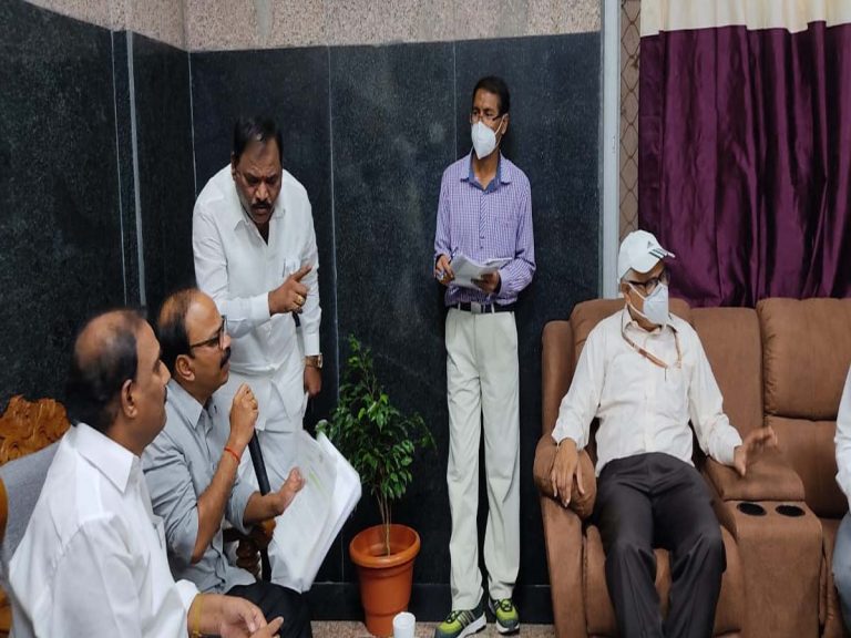 గజానన్ మాల్యతో ఎంపీ రంజిత్‌రెడ్డి భేటీ