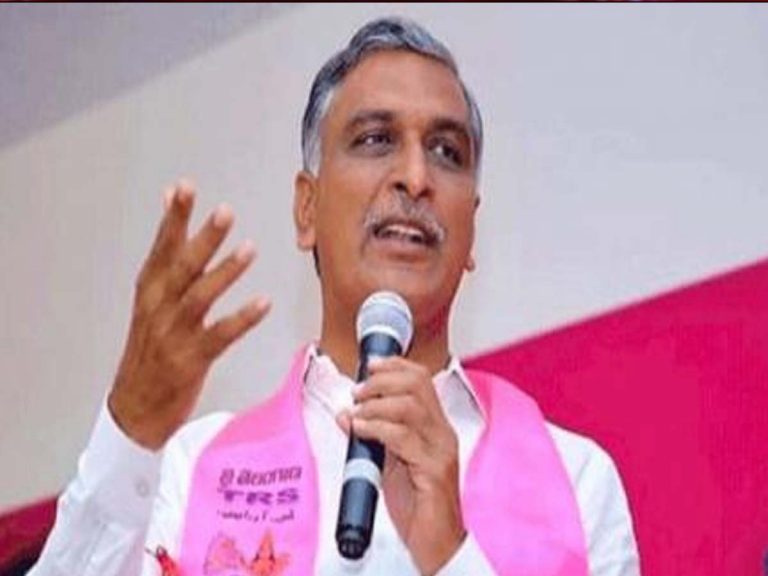 అంబులెన్సులను ప్రారంభించిన మంత్రి హరీష్‌రావు