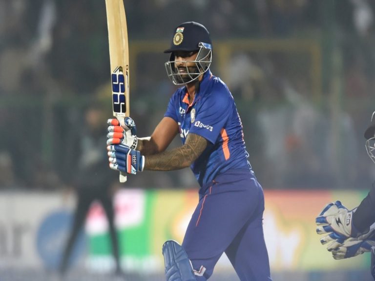 తొలి టీ20లో టీమిండియా ఘనవిజయం