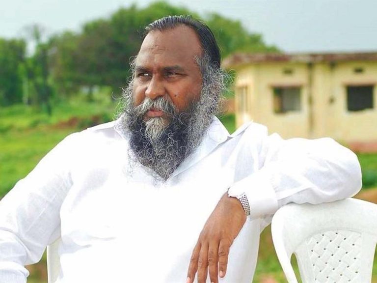 కేసీఆర్‌ రాష్ర్టంలో రహస్యంగా పర్యటించాలి: జగ్గారెడ్డి