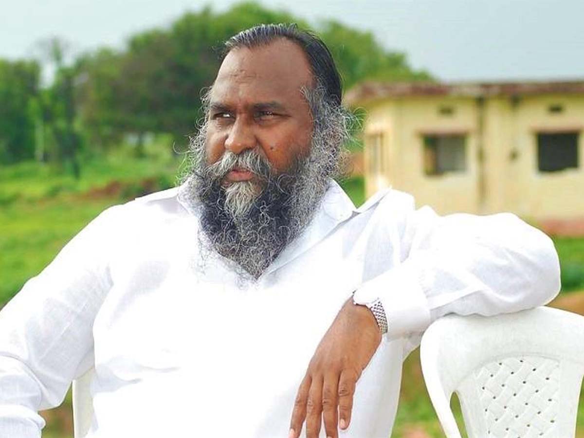 కేసీఆర్‌ రాష్ర్టంలో రహస్యంగా పర్యటించాలి: జగ్గారెడ్డి