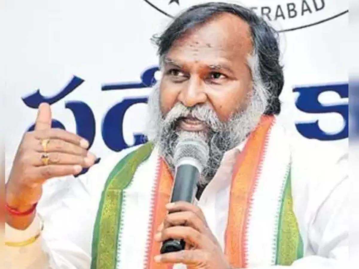 రెండేళ్లుగా ప్రజాప్రతినిధులను పట్టించుకోలేదు: జగ్గారెడ్డి