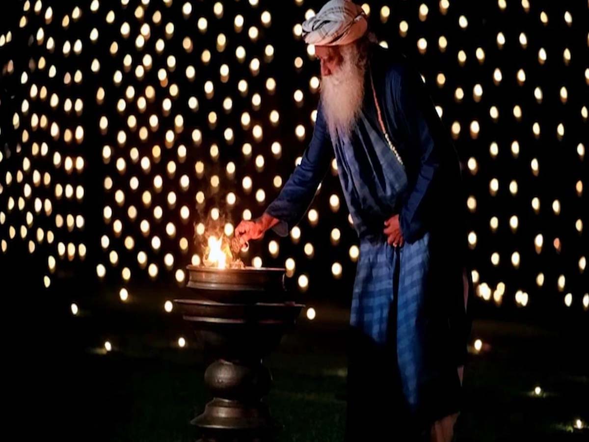 పటాకుల నిషేధంపై సద్గురు స్పందన