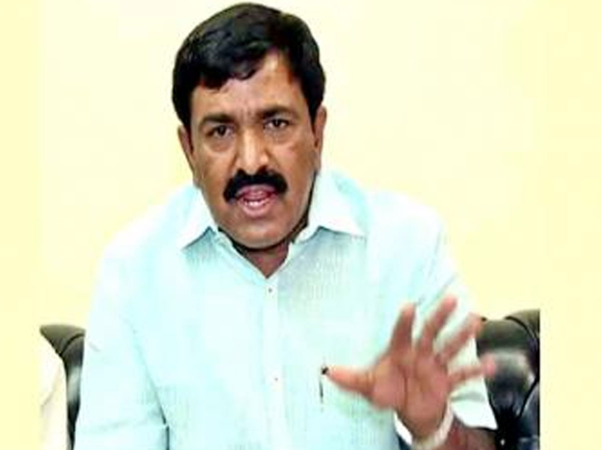 సింపతీ కోసమే చంద్రబాబు ఇలా చేస్తున్నారు : కాకినాడ ఎమ్మెల్యే