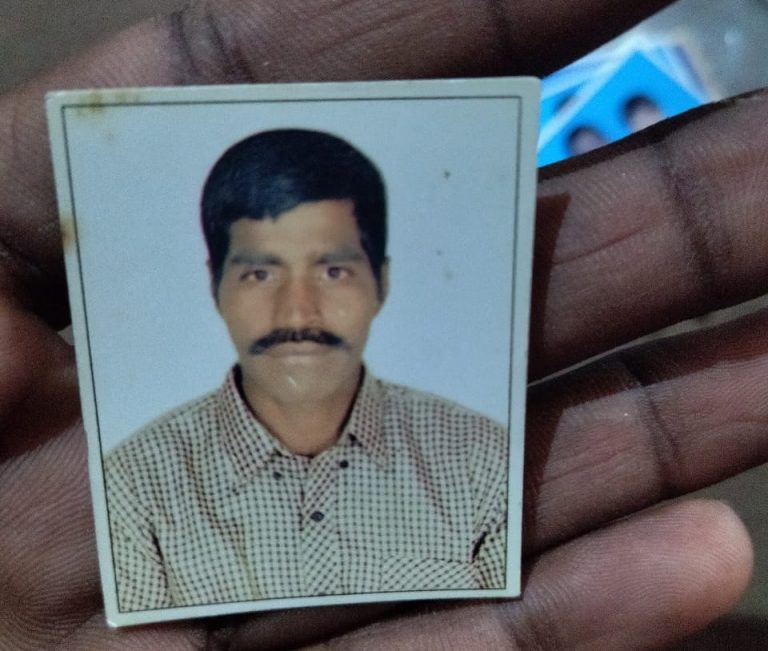 కామారెడ్డి జిల్లాలో పోలీసుల తీరుపై విమర్శలు