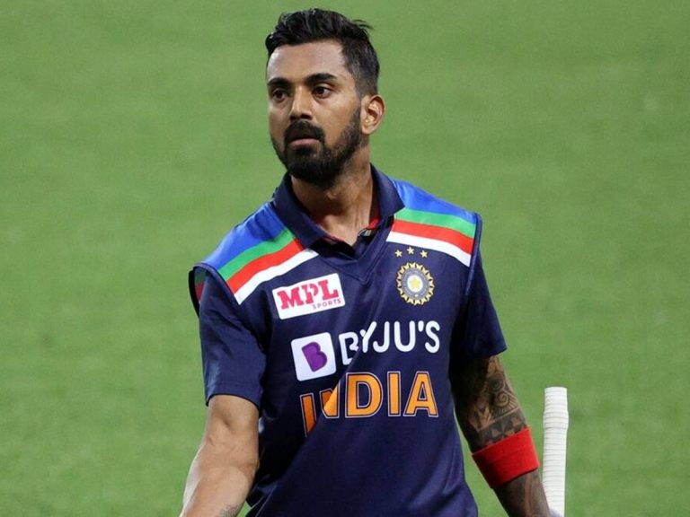 ఐసీసీ టీ20 ర్యాంకులు.. భారత్ నుంచి ఒకేఒక్కడు