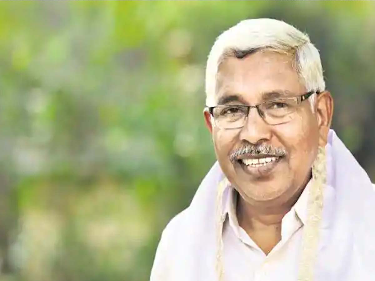 సీఎం కేసీఆర్‌ రైతులకు పట్టిన పెద్ద చీడ: కోదండరాం