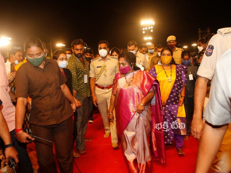 4వ రోజు కన్నుల పండువగా భక్తిటీవీ కోటిదీపోత్సవం