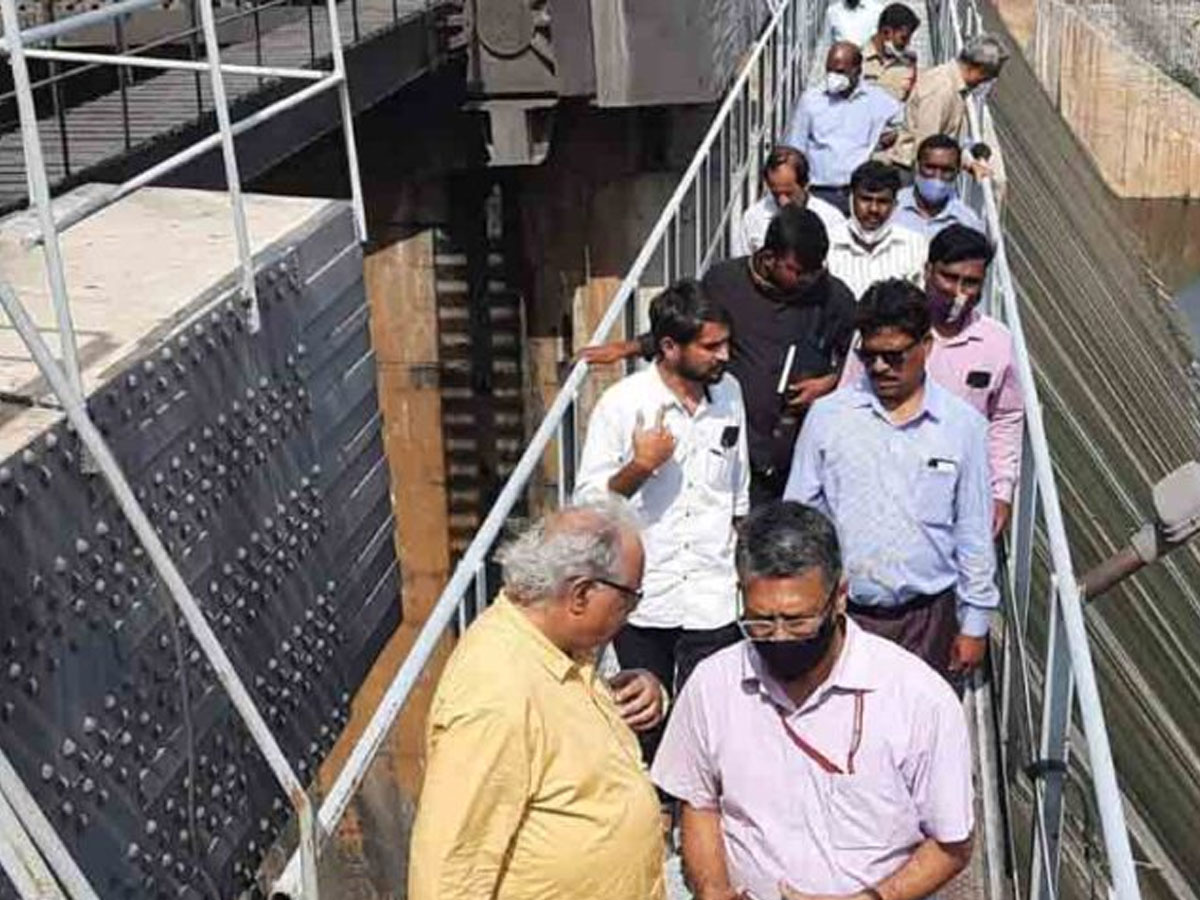 సాగర్ అధికారులతో సమావేశమైన కేఆర్ఎంబీ బృంద సభ్యులు