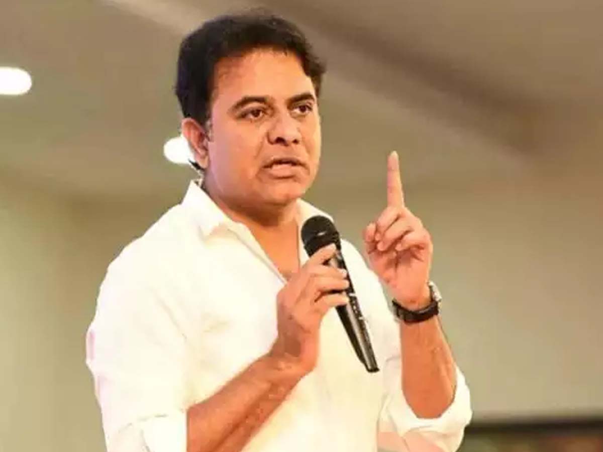 పార్లమెంట్ లో వదిలి పెట్టం.. ప్రజాక్షేత్రంలో వదిలి పెట్టం : కేటీఆర్