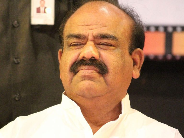 బ్రేకింగ్ : గవర్నర్ కోటా ఎమ్మెల్సీ గా మధుసూదనాచారి