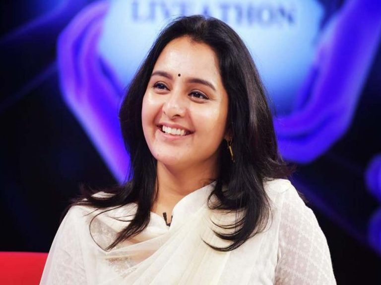 బాలీవుడ్‌లోకి మంజూవారియర్‌