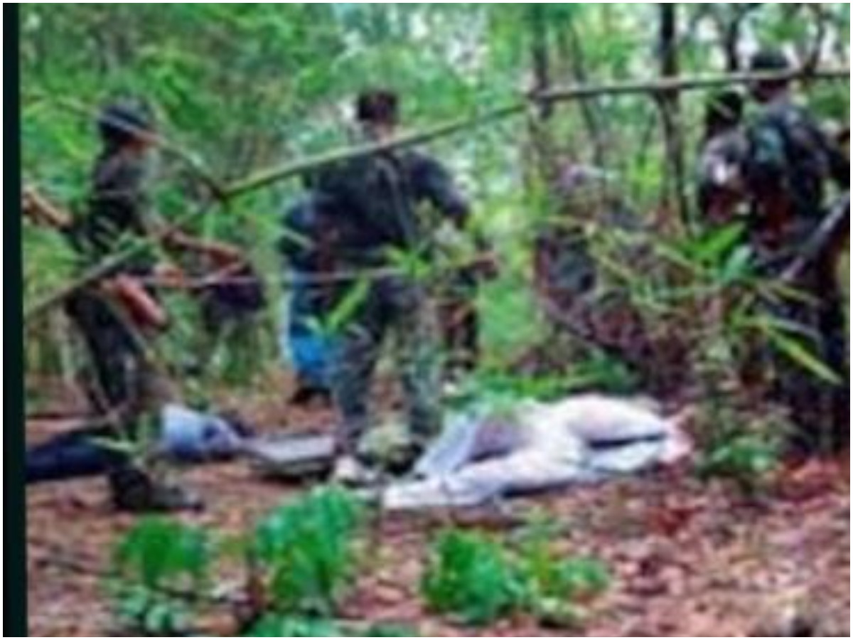 మహారాష్ట్రలో మావోయిస్టుల ఎన్ కౌంటర్