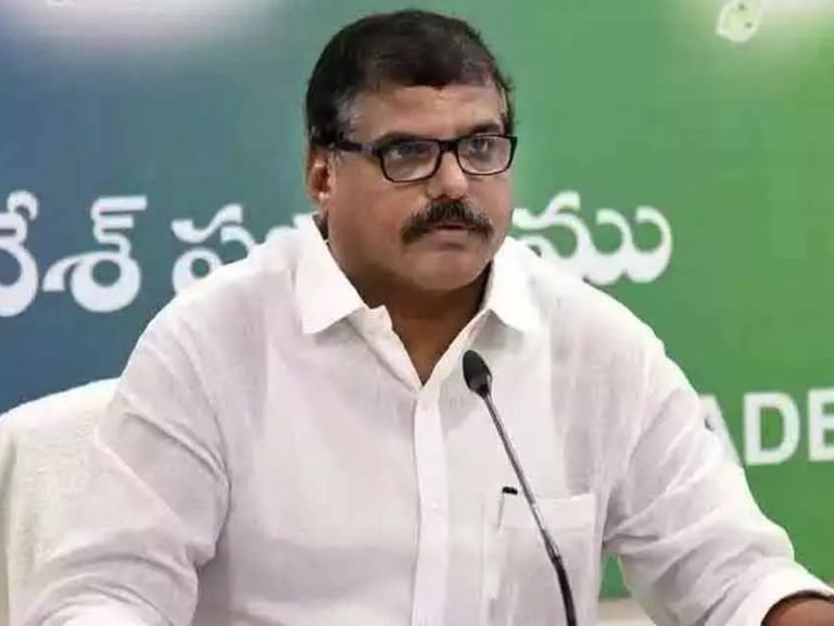 Minister Botsa: 2024 వరకు ఏపీకి రాజధాని హైదరాబాదే..!!