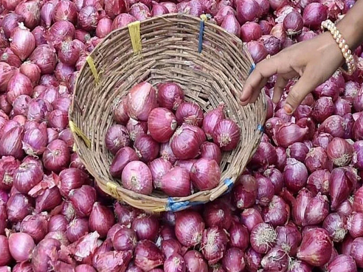 మార్కెట్‌లోకి బఫర్ స్టాక్.. తగ్గిన ఉల్లి ధరలు