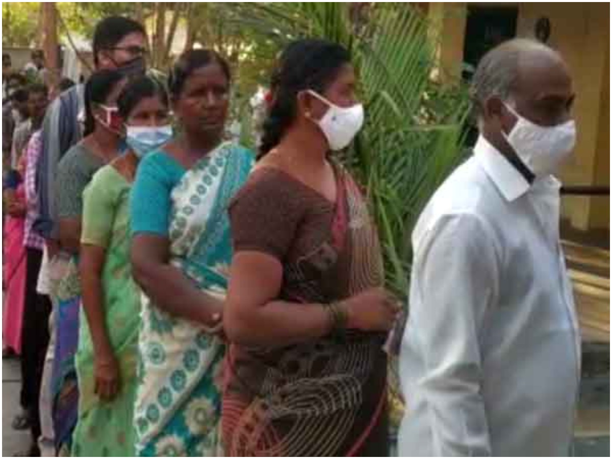 అక్కడ పోలింగ్ టైం కుదింపు