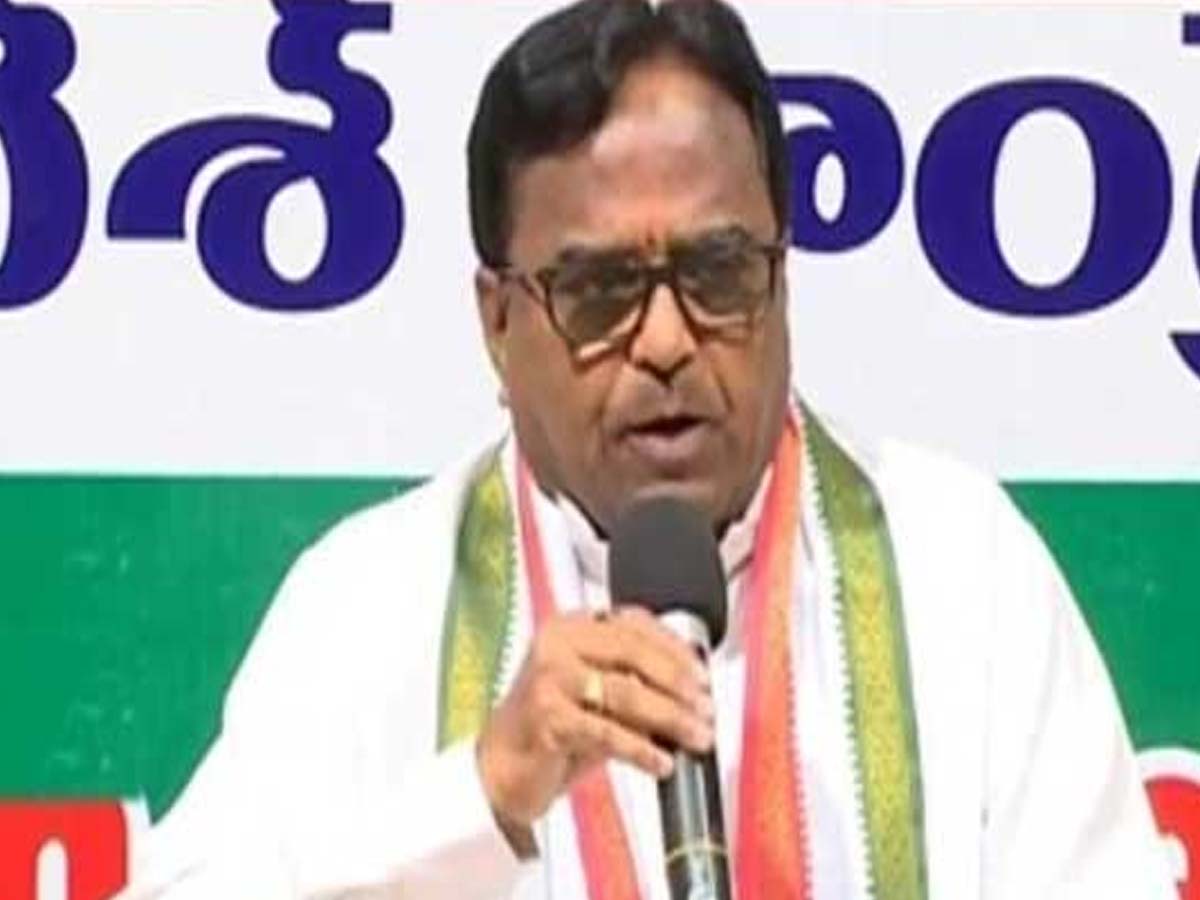 రైతులపై కేసీఆర్‌కు చిత్తశుద్ధి లేదు: పొన్నాల