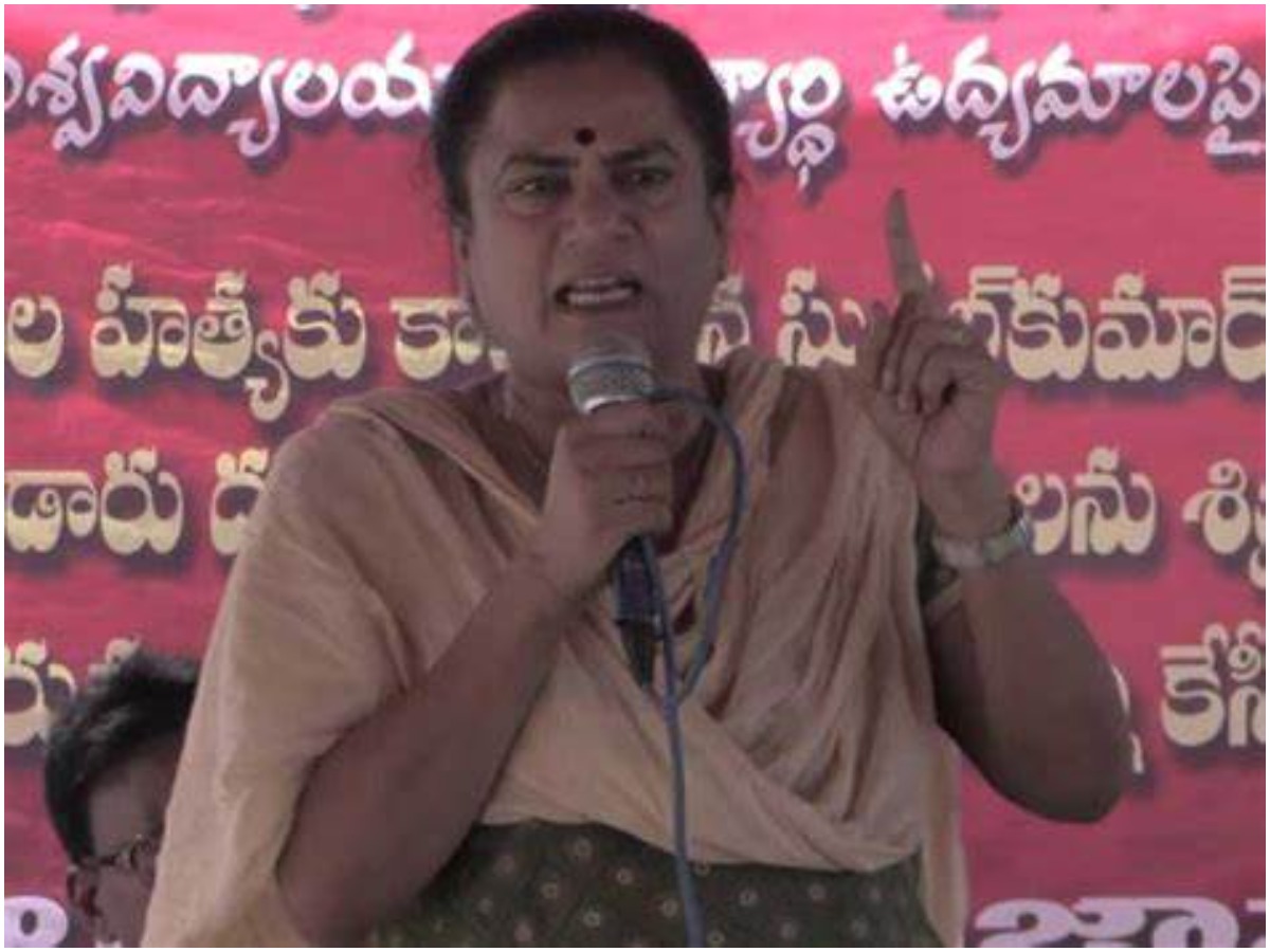 నవ్య ప్రింటింగ్ ప్రెస్‌లో సోదాల కలకలం