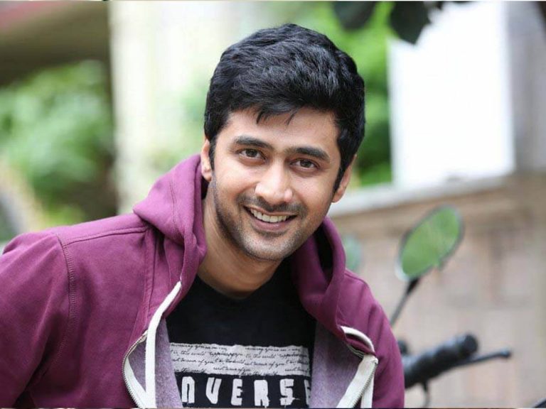 ఆ పనికి అమ్మాయిలే కాదు  ట్రాన్స్ జెండర్స్ అయినా పర్లేదు- స్టార్ డైరెక్టర్