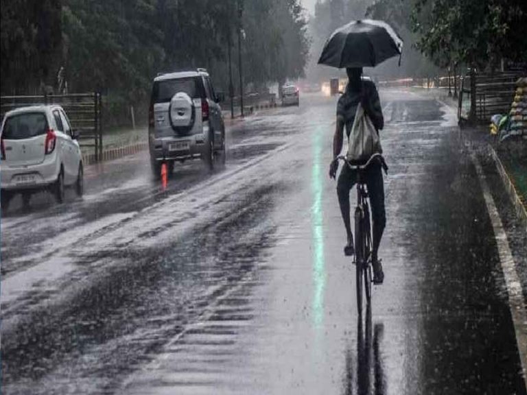 తెలంగాణలో మూడు రోజులపాటు భారీ వర్షాలు