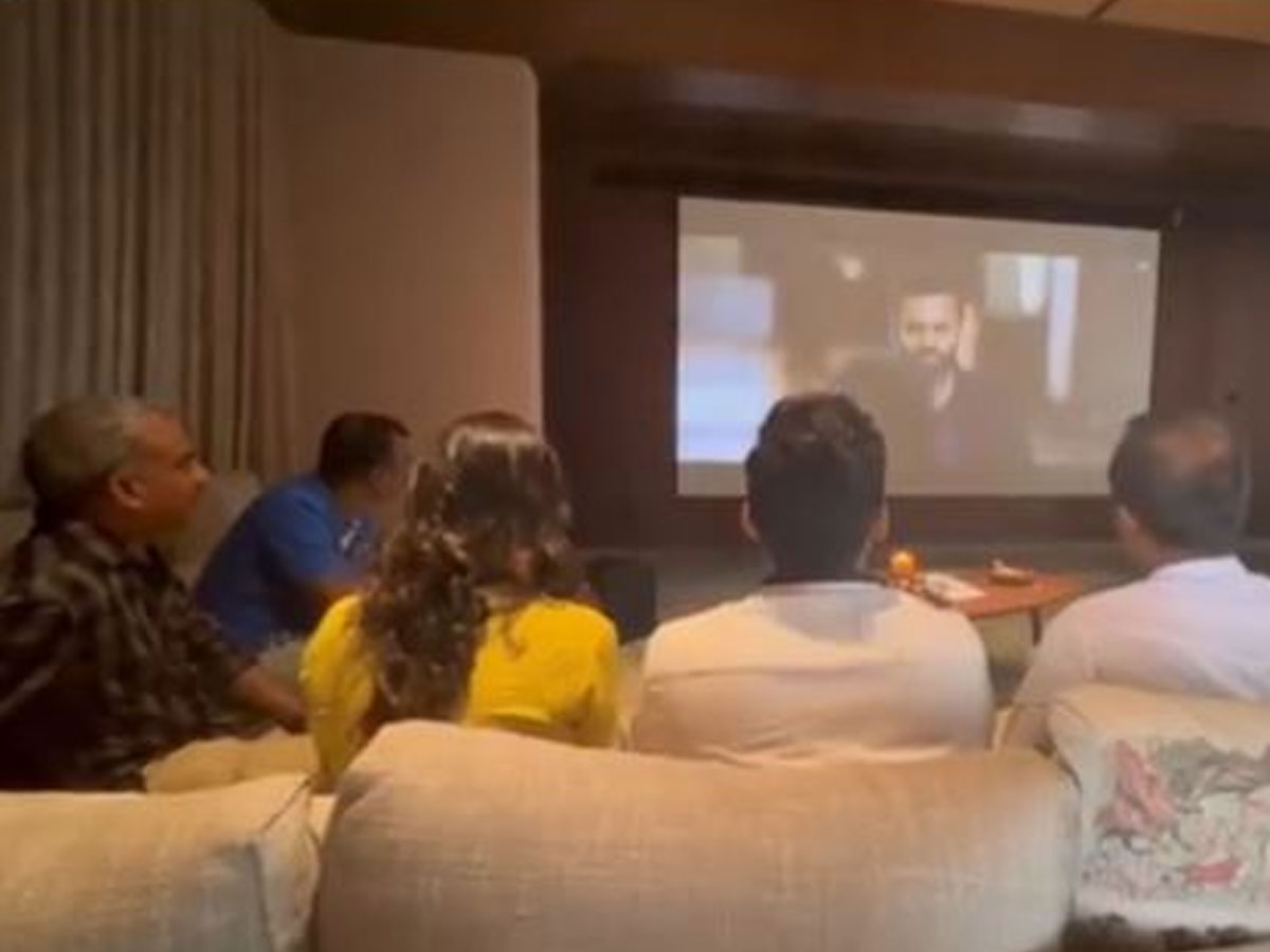 ‘రిపబ్లిక్’ మూవీ చూసిన సాయితేజ్!