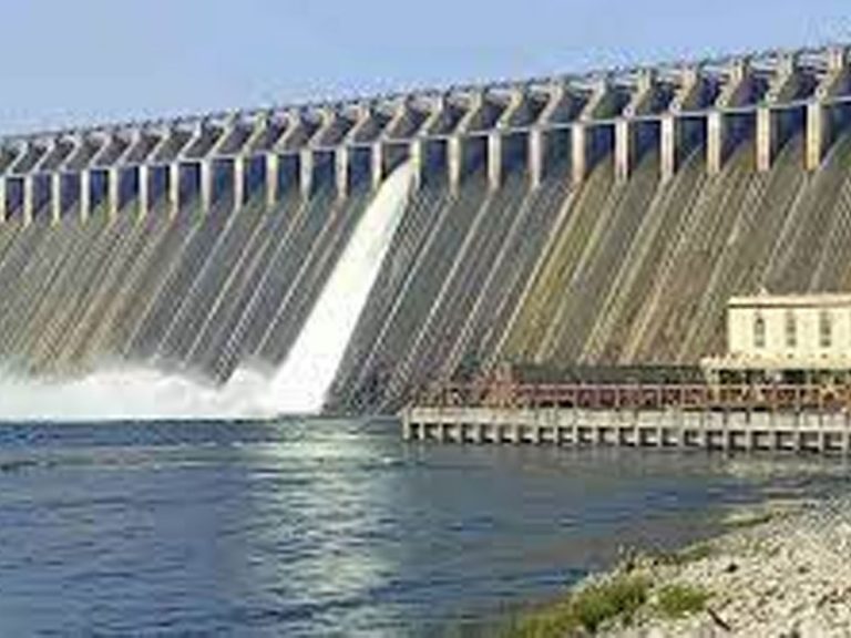 నాగార్జున సాగర్‌కు కొనసాగుతున్న వరద