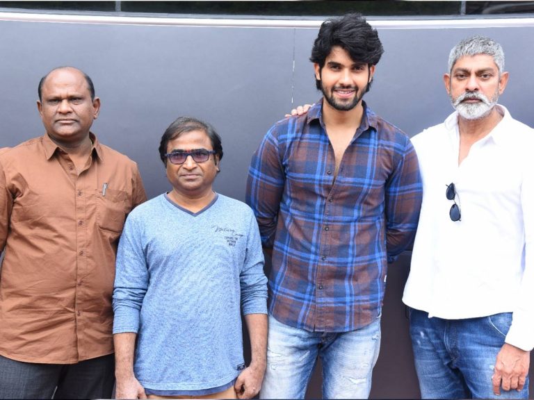 జ‌గ‌ప‌తి బాబు ఆవిష్కరించిన ‘ఛ‌లో ప్రేమిద్దాం’ ఫ‌స్ట్ సింగిల్!