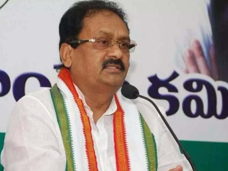 పోడు భూముల పై నిర్ణయం తీసుకోవాలి: షబ్బీర్ అలీ