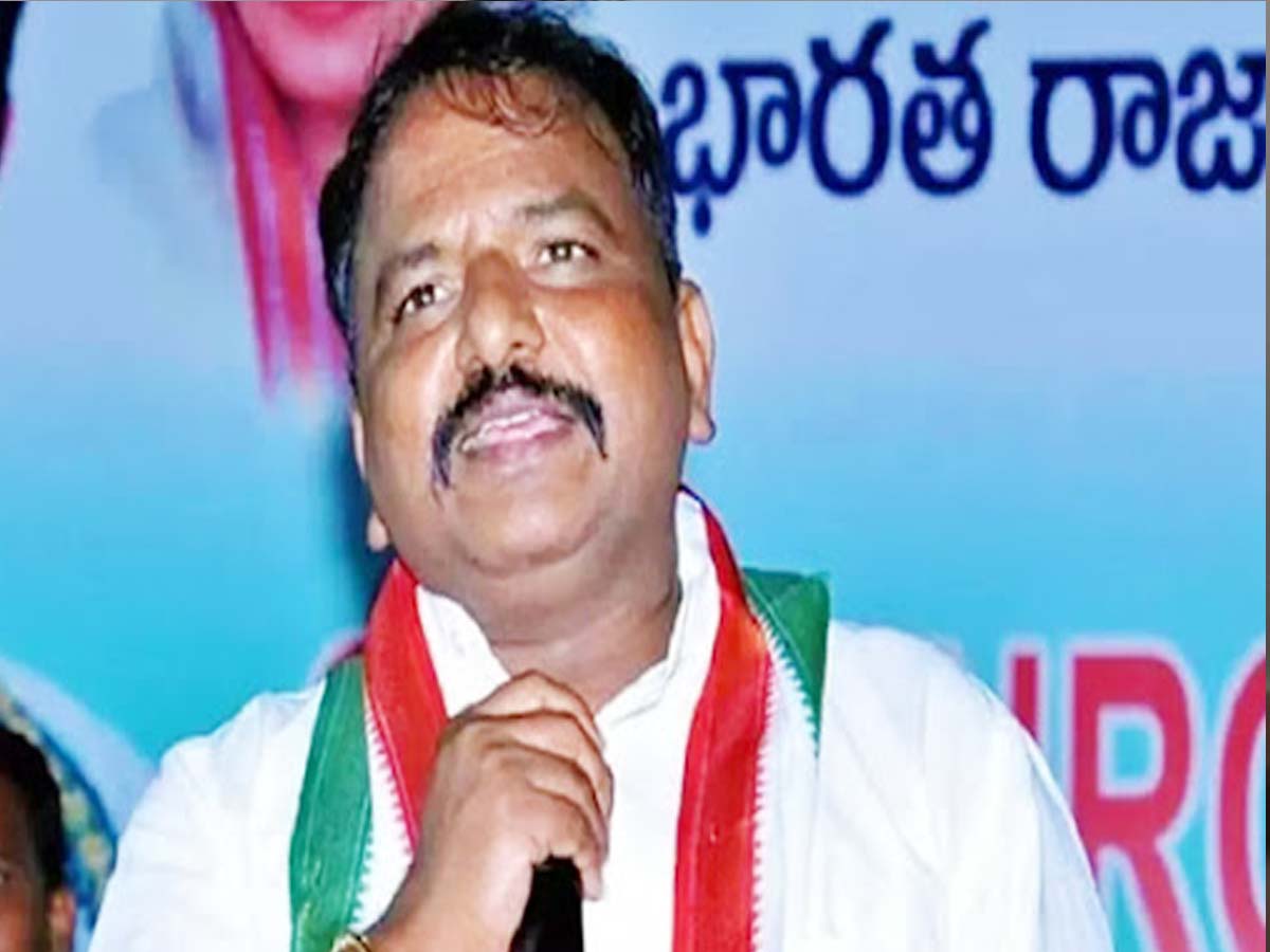 రాజధాని అందరికి అందుబాటులో ఉండాలి: శైలజానాథ్‌