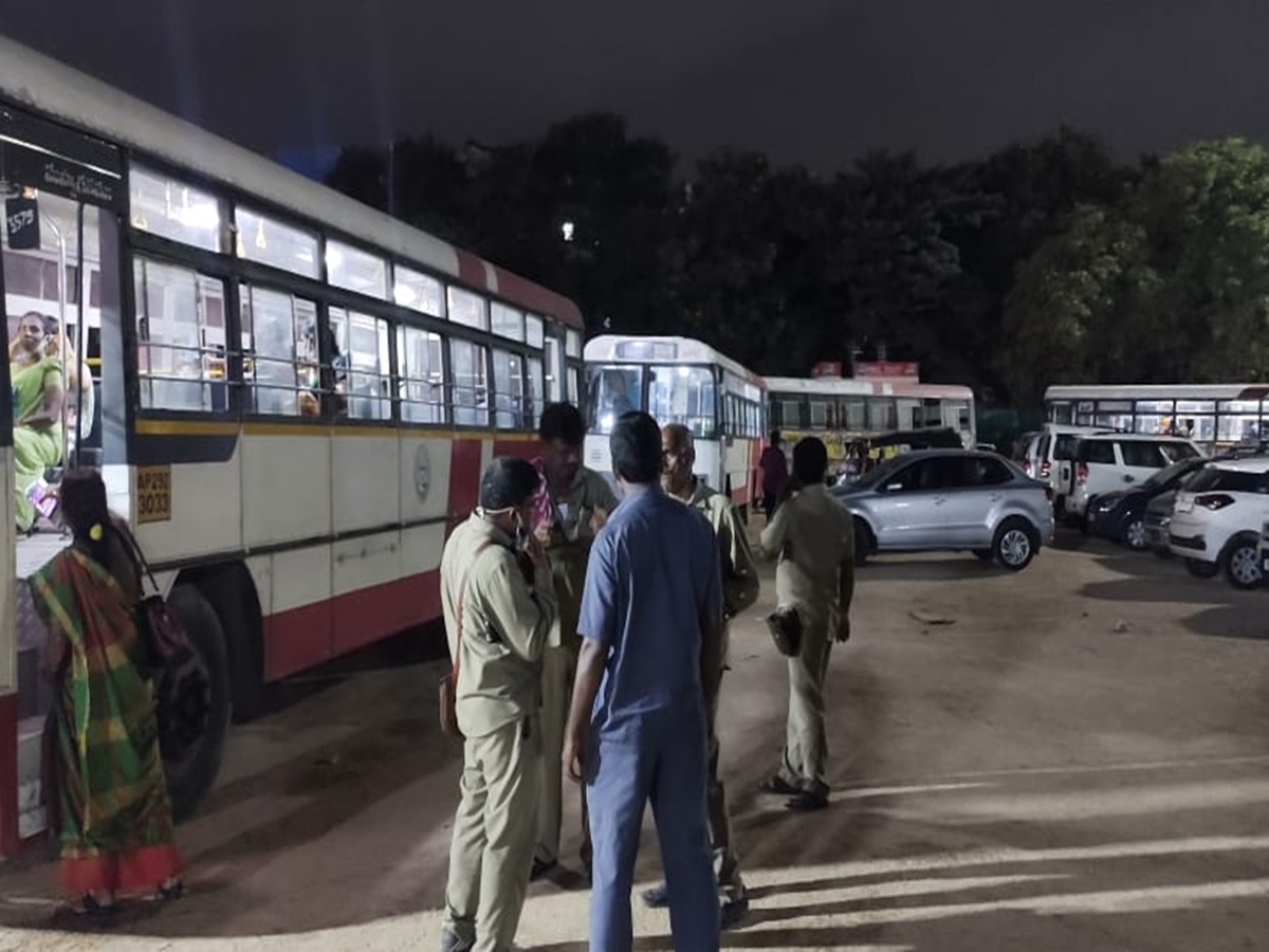 భక్తిటీవీ కోటి దీపోత్సవం భక్తుల కోసం స్పెషల్ బస్సులు