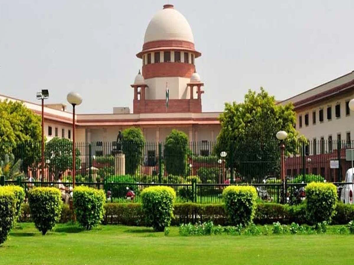 సుప్రీంను ఆశ్రయించిన బదిలీ అయిన ఏపీ ఉద్యోగులు